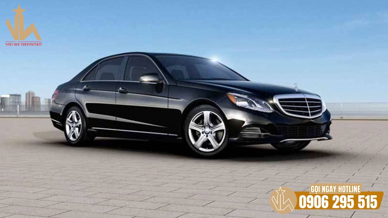 Thuê xe Mercedes E250 theo tháng với giá phải chăng