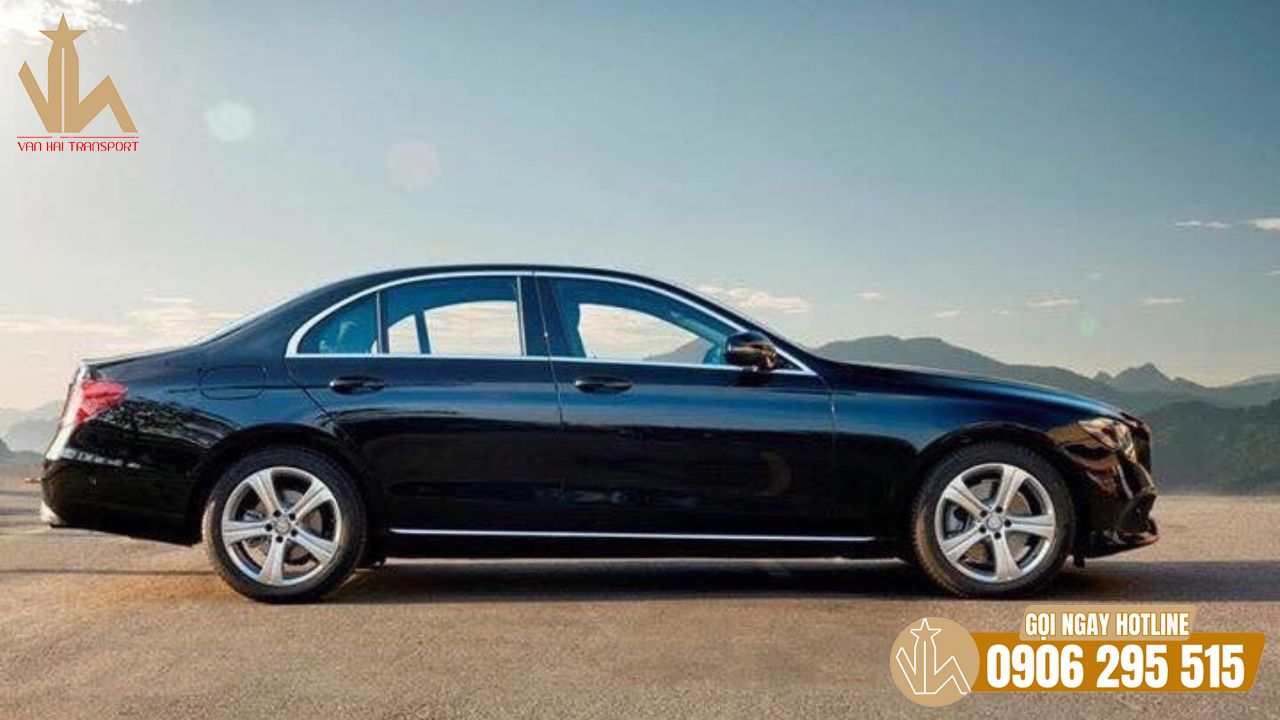 Vân Hải cho thuê xe 4 chỗ Mercedes E250 chất lượng