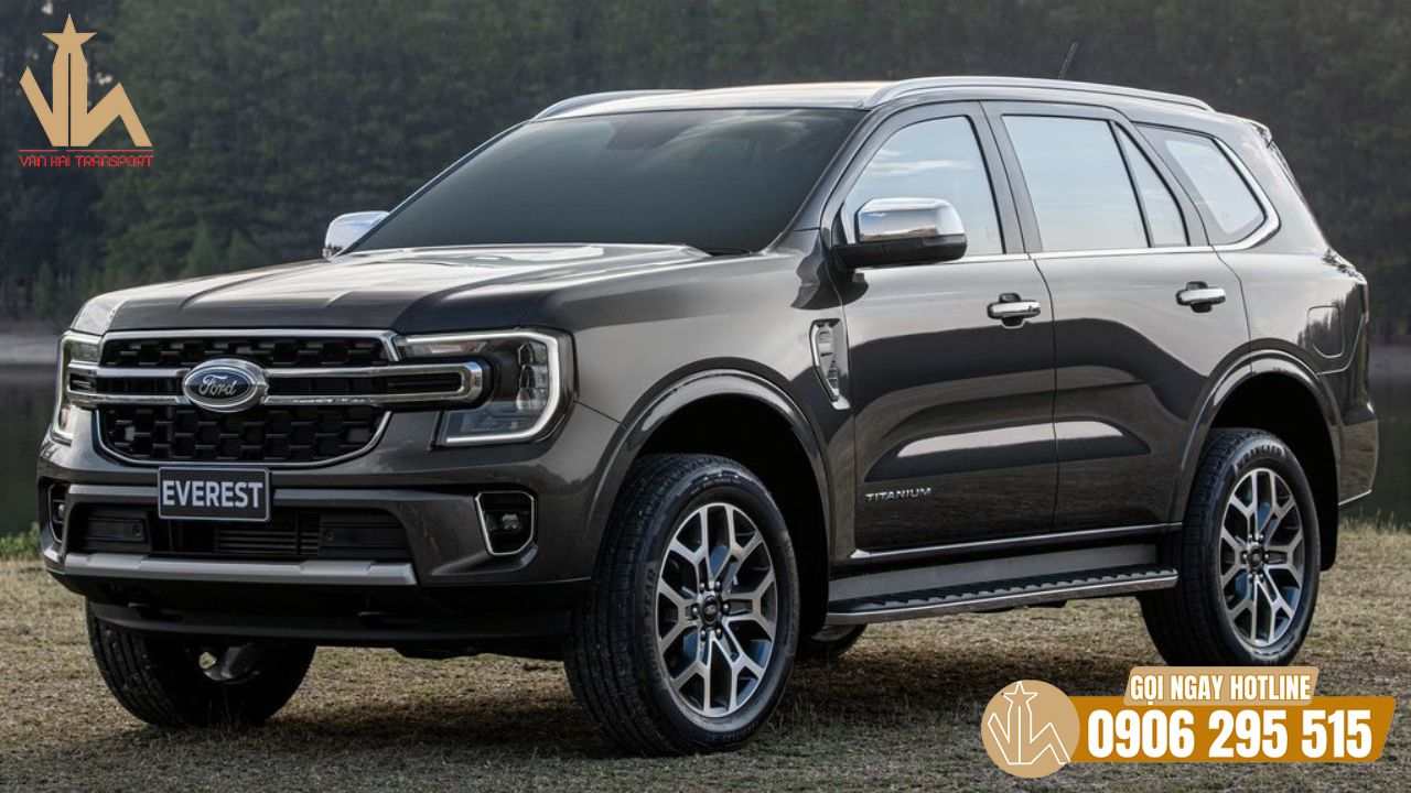Mẫu xe 7 chỗ Ford Everest hoàn hảo để làm xe cưới
