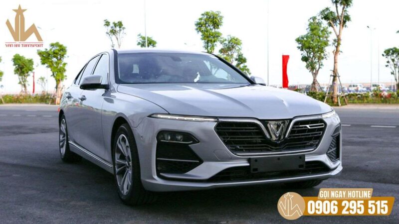 Cho thuê xe 4 chỗ Vinfast VF8 theo tháng