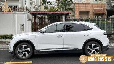 Cho thuê xe 4 chỗ Vinfast VF8 theo tháng