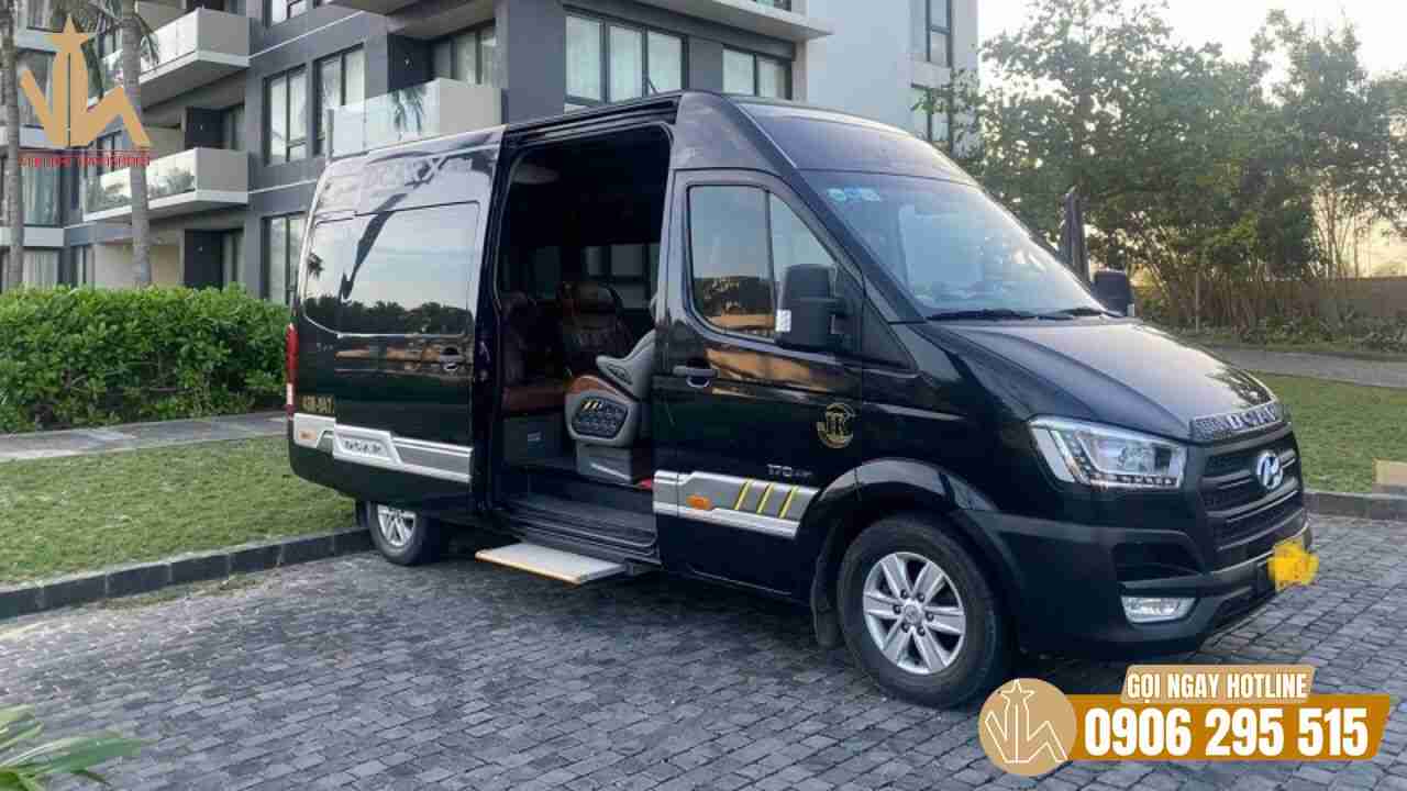 Vân Hải cho thuê xe 9 chỗ Dcar Limousine giá ưu đãi