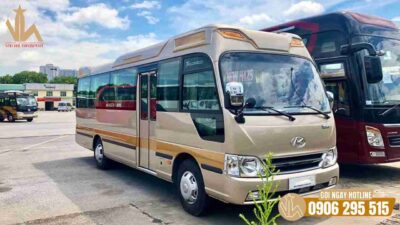 Cho thuê xe cưới 29 chỗ Hyundai County