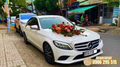 Cho thuê xe cưới Mercedes C300