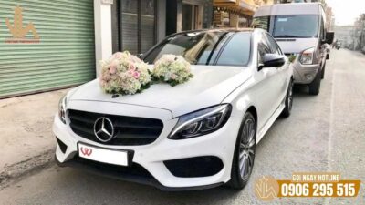 Cho thuê xe cưới Mercedes C300