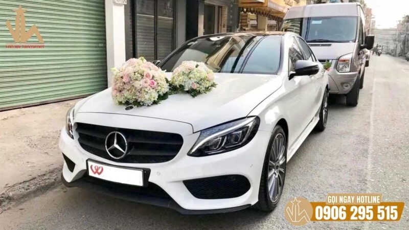 Cho thuê xe cưới Mercedes C300