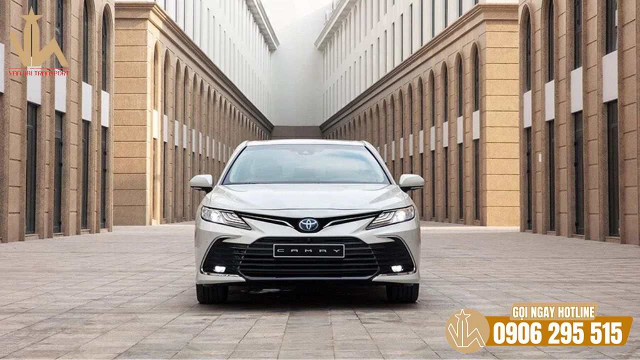 Báo giá thuê xe 4 chỗ Mercedes đảm bảo cạnh tranh nhất