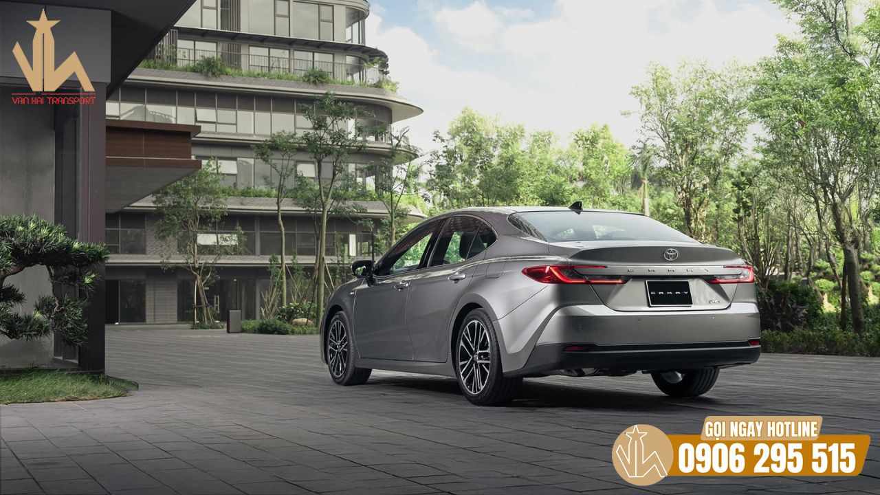 Dịch vụ thuê xe 4 chỗ Camry đi tại Quốc Oai giá ưu đãi