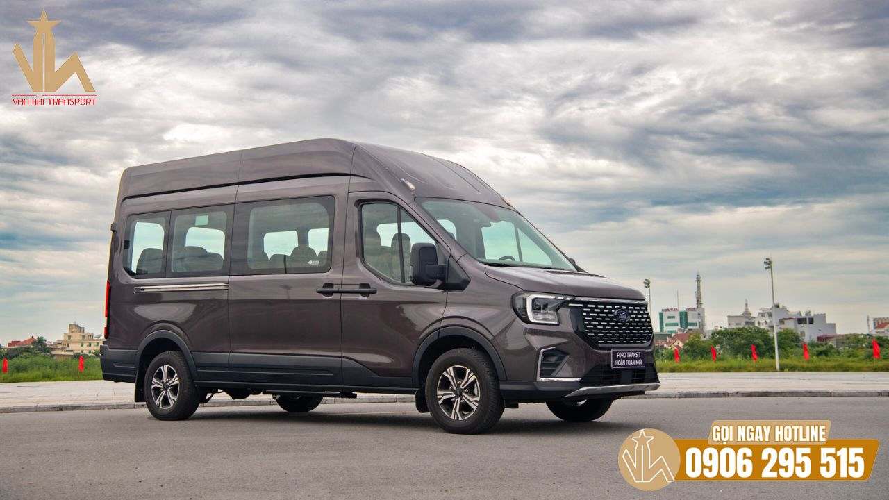 Thuê xe 16 chỗ Transit Premium đem đến hành trình thoải mái