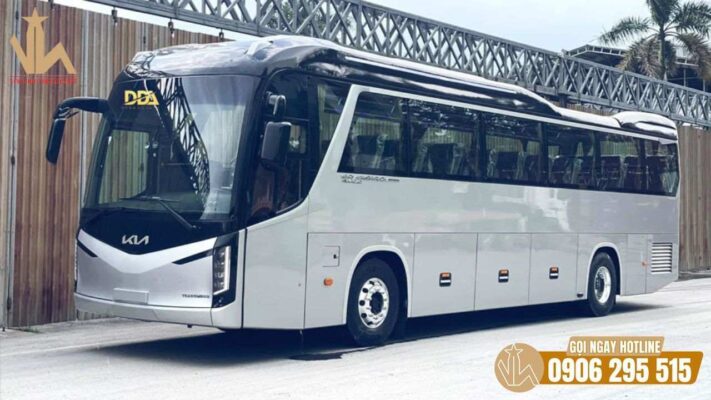 Tài xế kinh nghiệm hỗ trợ hành trình team building