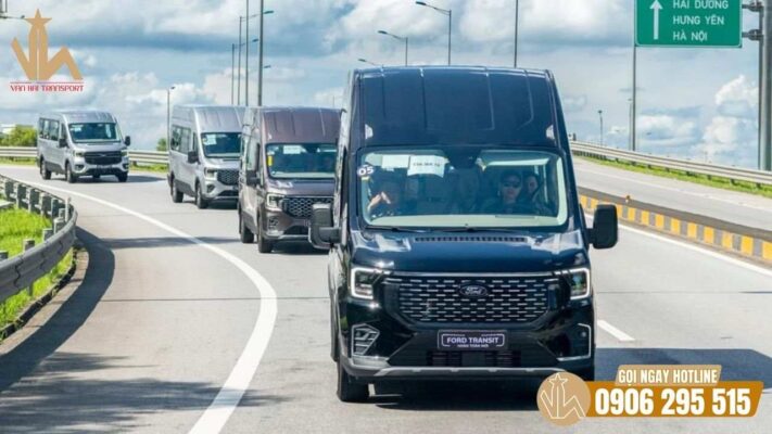 Đoàn đông người cần cân nhắc về không gian khi thuê xe